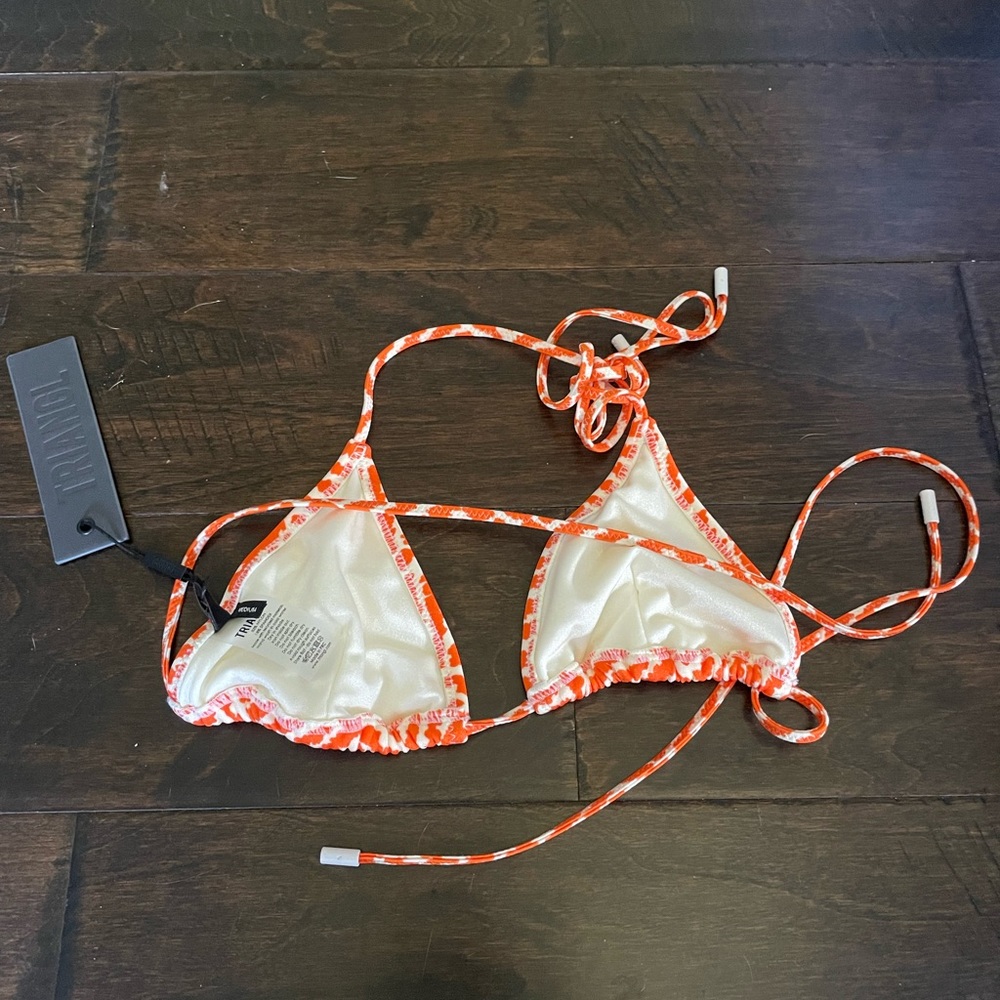 Triangl bikini top NEVER WORN